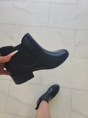 Code-s BLACK PU