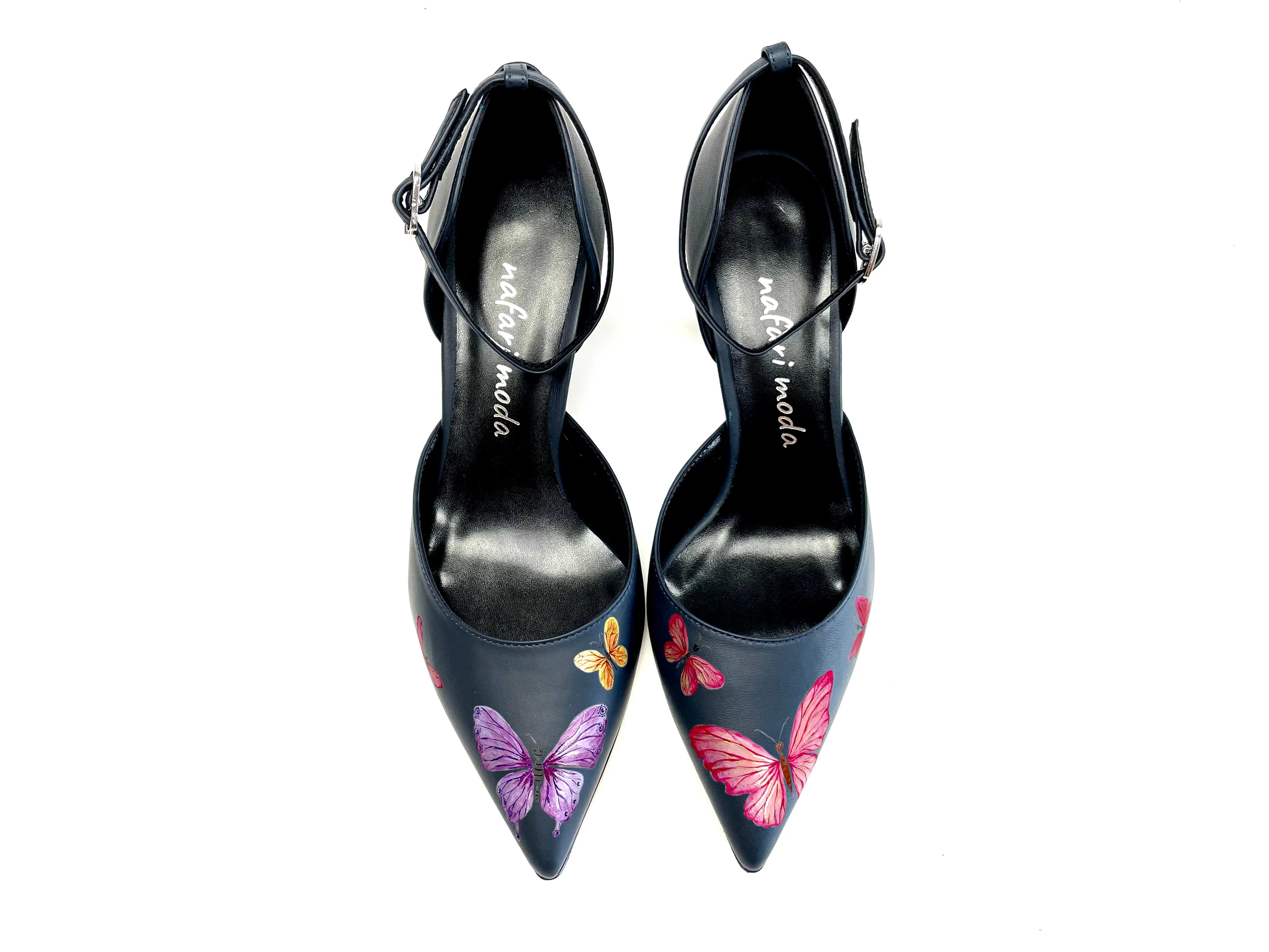 Madama Butterfly Pumps