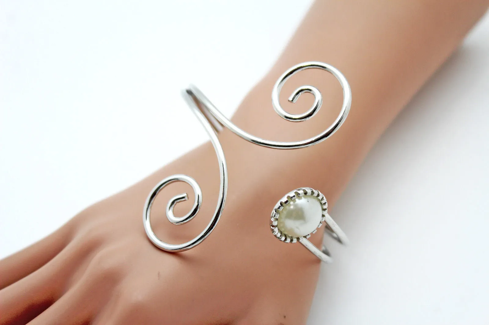 Silver Metal Cuff Bracelet Bangle Geometric Wrap Around Big Bead And Rhinestones